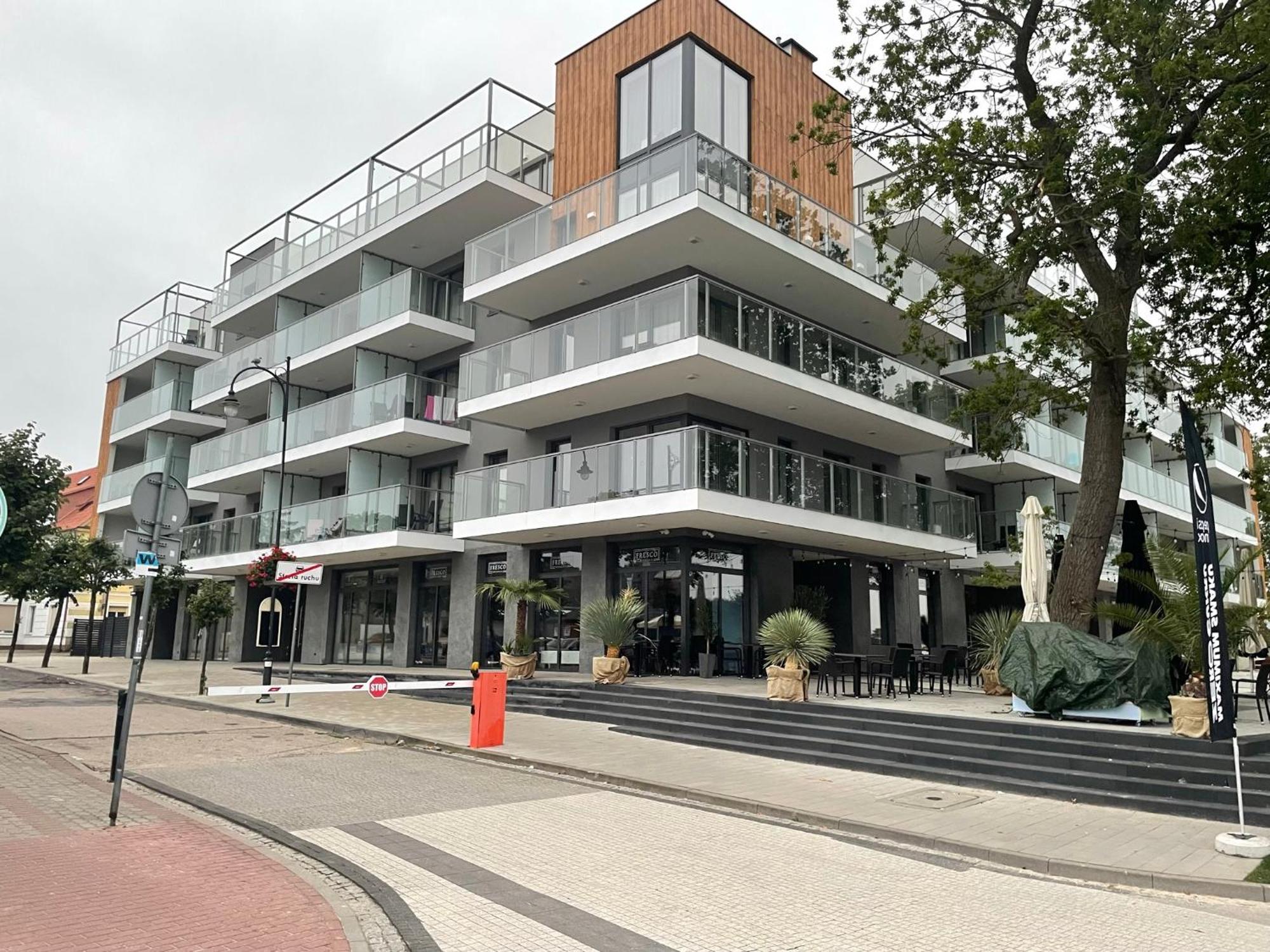 Portowy Boulevard Мжежино Экстерьер фото